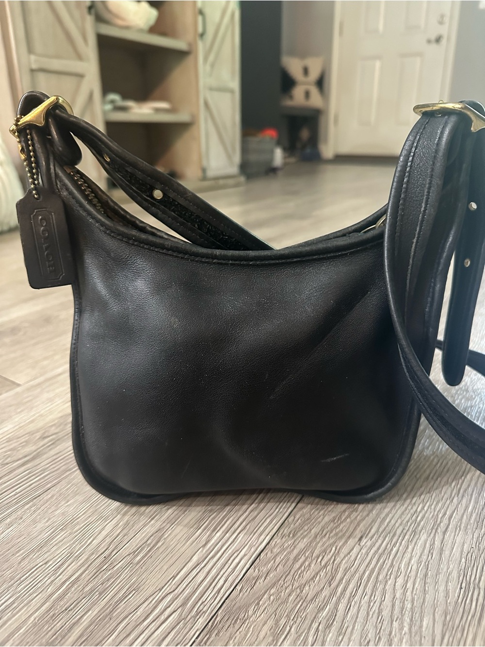 Coach Vintage Janice Legacy Black Leather Crossbody Shoulder Bag
Purse
